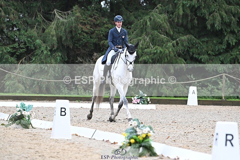 231019-094219-01184 - 027-IE.MR.MCGREGOR-Will.Furlong-DR