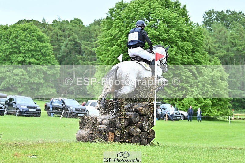 240526-124815-22204 - 433-EN_TARO_DES_VERNIER-Oliver_Townend