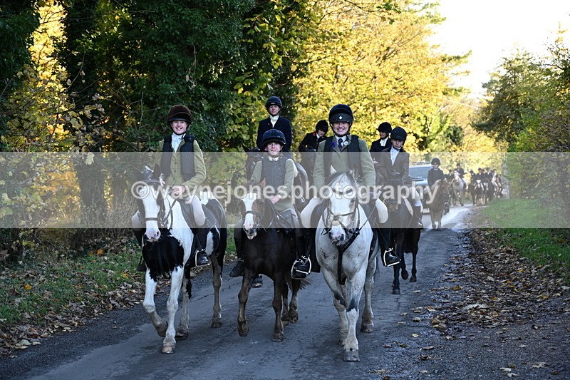 WJ6_9697 - Walk Home