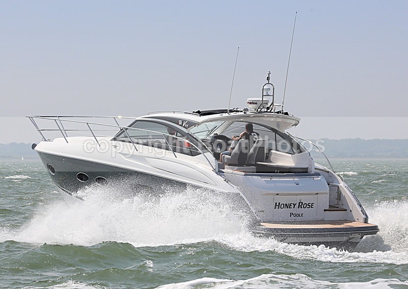 140601 HONEY ROSE PRINCESS V39 WT7A5454 - Motorboats - Hardtop