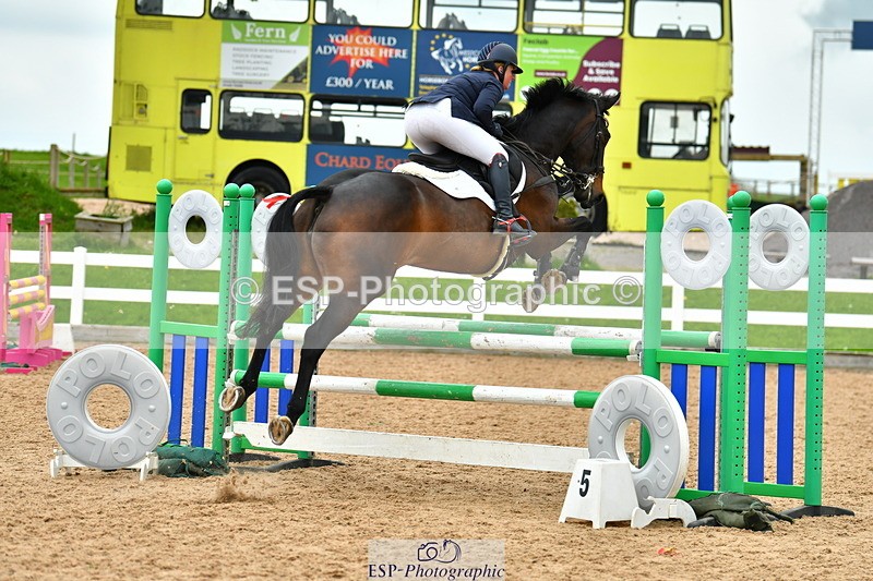 230514A-163200-03608 - Cls 31 1.05m Amateur Quali