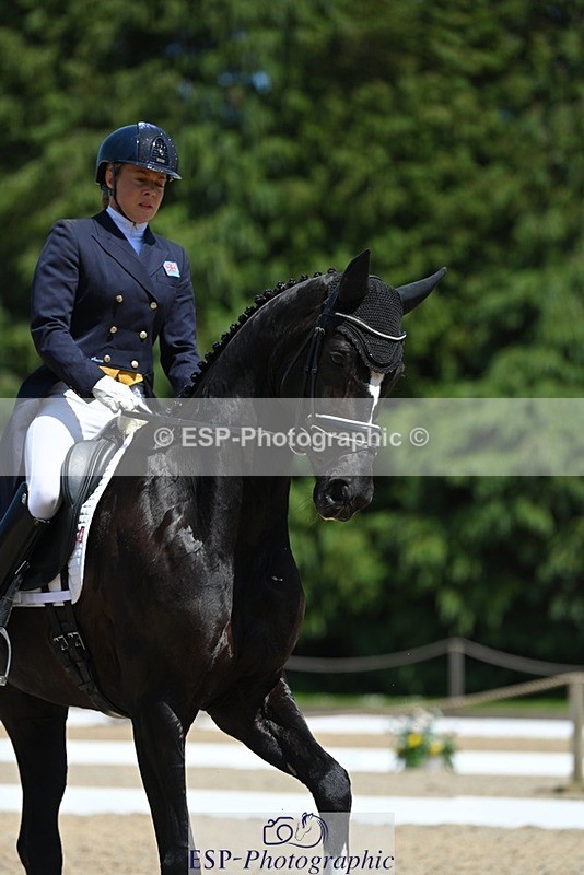 230526-140032-06880 - 480-FLOW_7-Mollie_Summerland-DR