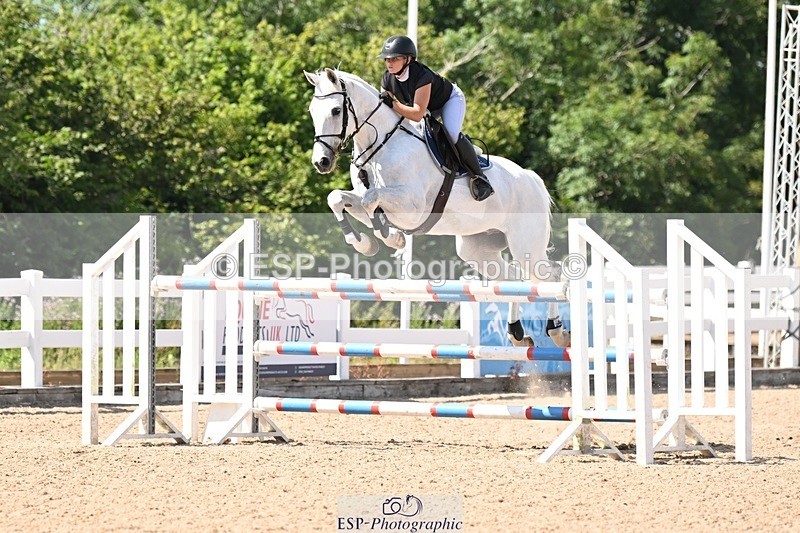 250709-154246-01197 - Cls 6 Snr Fox & 1.20m