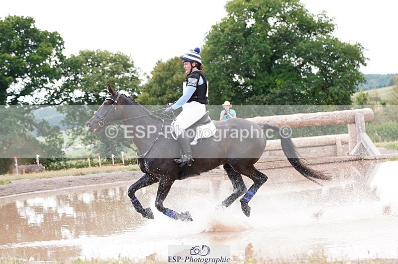 250802A-130622-04674 - A-034-Annastasia.Cross-KENNDALE