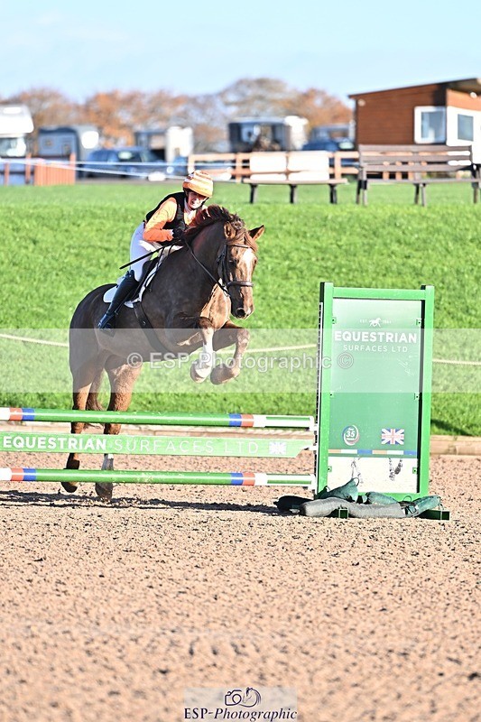 251102-091228-00024 - 70cm