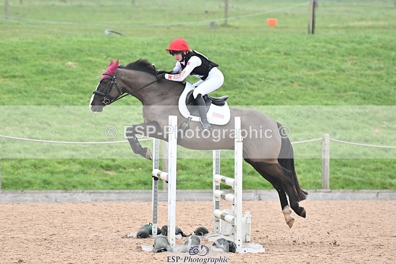 250118-140048-01392 - Cls 3A&B 90cm 13.20 to Coursewalk