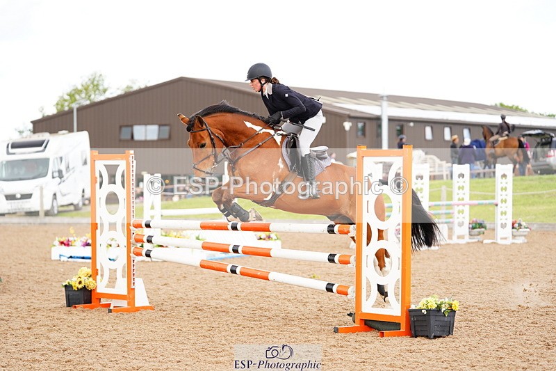 240526A-110754-07734 - Cls 26 Chard Equ 1.05m and 1.10m Grand Prix