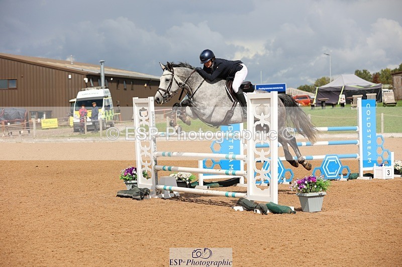 250911-122120-01427 - Cls 3 Snr Foxhunter