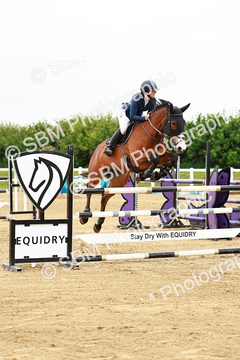 SBM_001035 - Class 5 - Senior Foxhunters - 1.20m