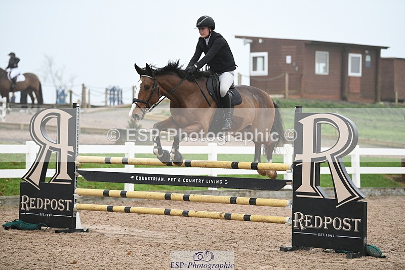 241103A-105456-07616 - SUN Cls 21 Snr Newcomers and 1.10m Open