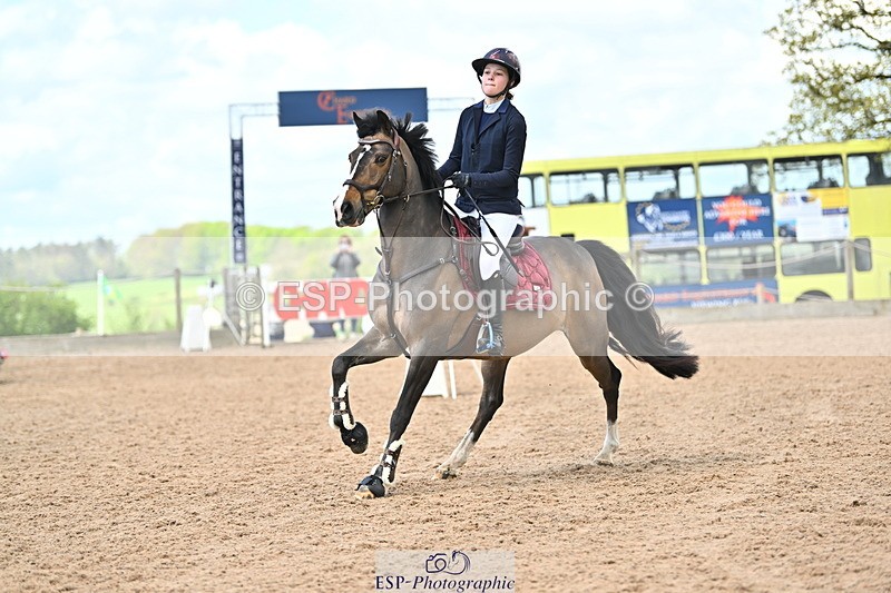 240504A-120317-01384 - Cls 3 Pony Discovery & 90cm Open