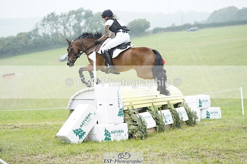 240901A-135152-09681 - 486-Helen.Slack-DOORAGE.FLASHMAN