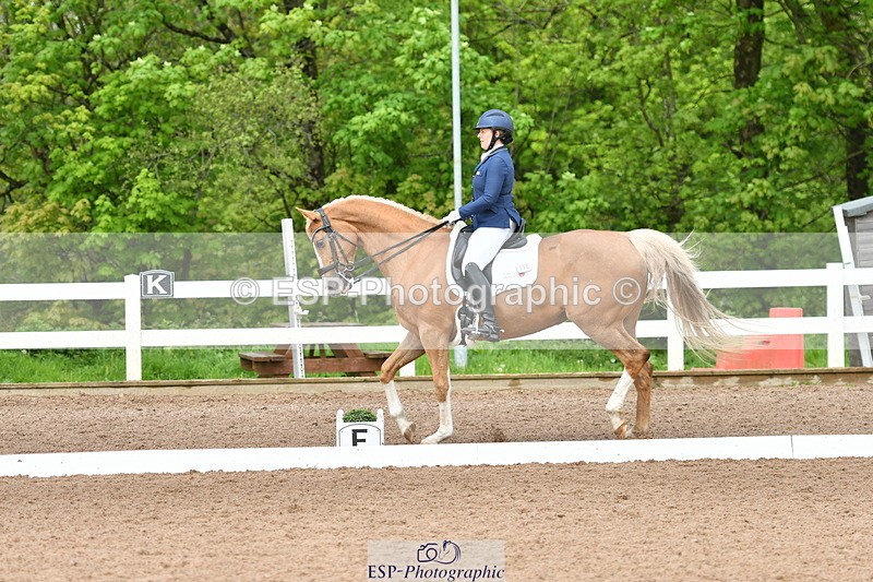 230511A-144349-00987 - BD Cls 14 Adv Medium 98