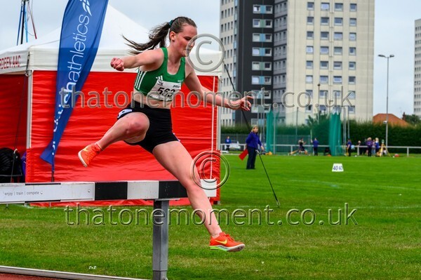 Nat26SUN-913810 - Track Female
