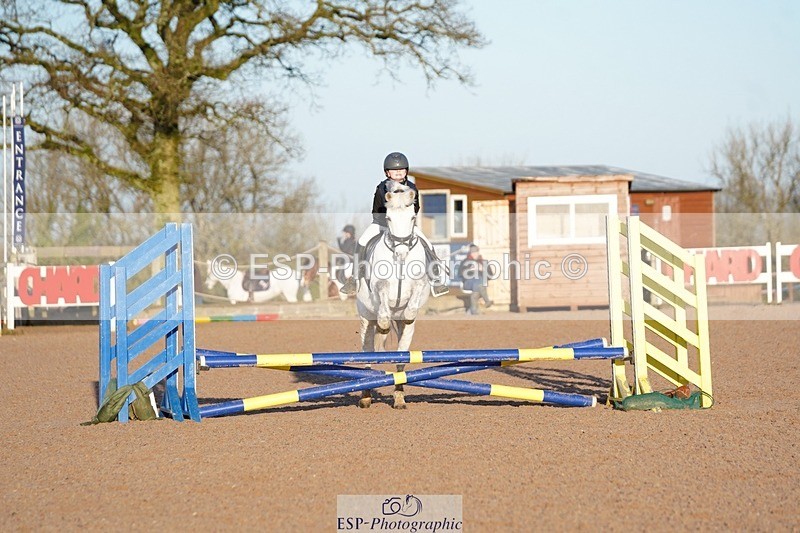 250125-095758-00878 - Clear Round 40cm and 50cm