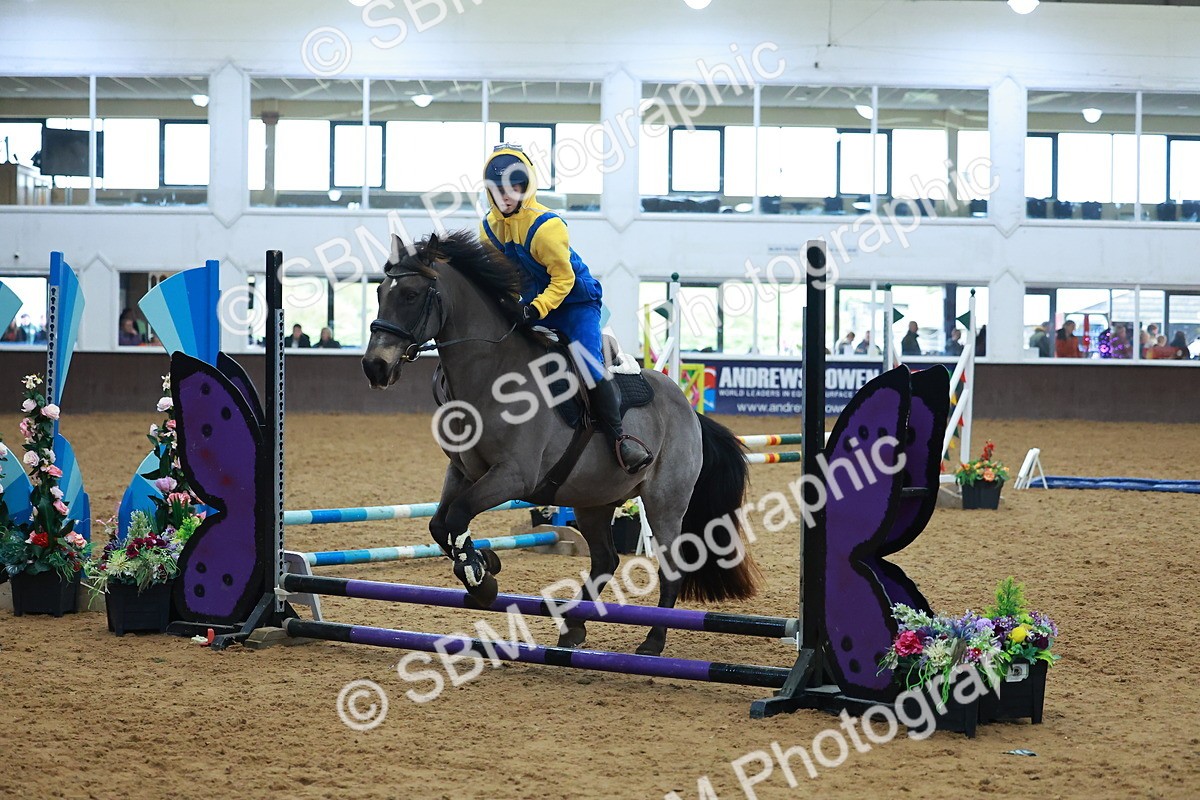 SBM_002224 - Class 3 - Horse & Hound (60cm)