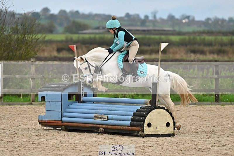 241110-151236-01233 - 70-75cm Arena Eventing