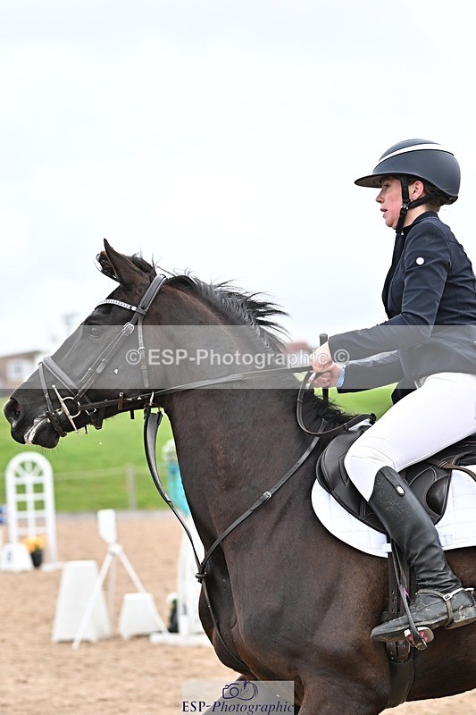 250414-113347-00576 - 90cm Round 1