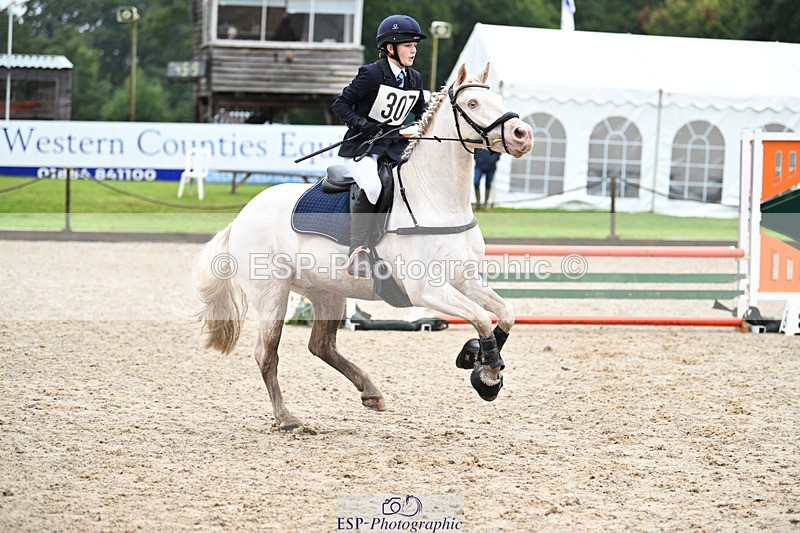 240824X-093747-23278 - 70cm Round 2 9.30 to 10.30