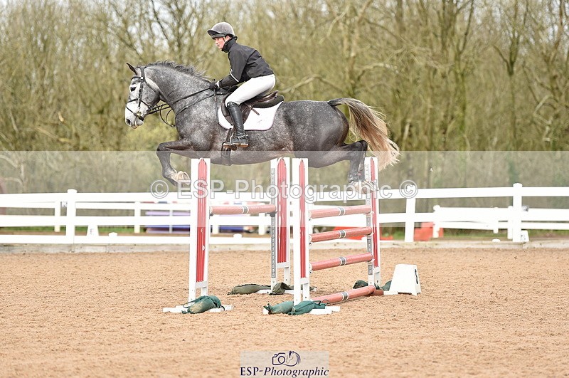 240327A-123340-00403 - Cls 4 Newcomers and 1.10m Open