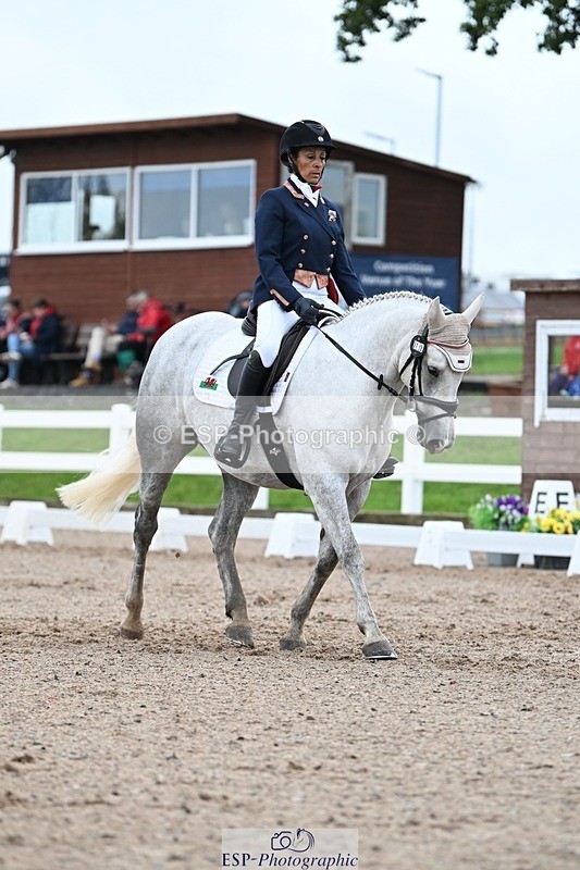 250907-122037-08311 - 010-Donna.HarrisKylah