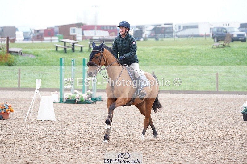 241006A-124508-06852 - Cls 20 Snr Newc & 1.10 Open