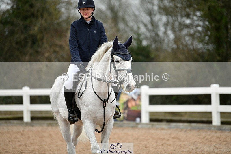 240112A-121824-00678 - Cls 5 Newcomers and 1.10m Open