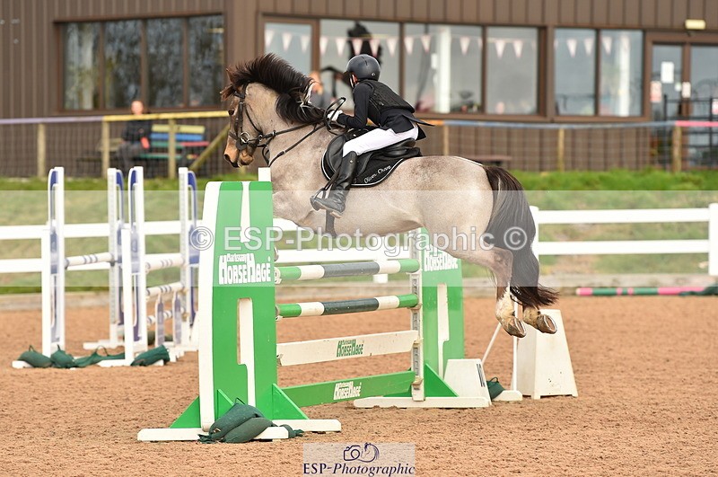 240210A-130100-01284 - Cls 9 Foxhunter & 1.10m Open