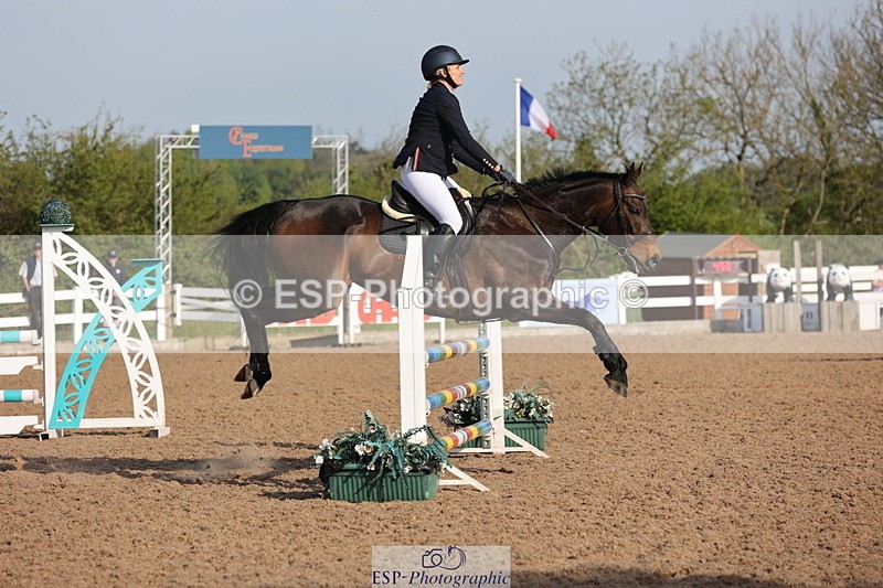 240510A-082222-04199 - Cls 13 British Novice and 90cm Open