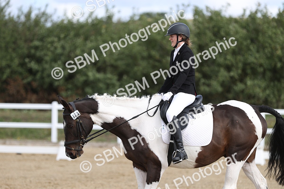 SBM_001400 - Class 2 - Intro 4 Champs - 10.56-11.44