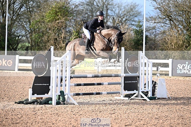 260128-104259-00143 - Clear Round & Brit Nov 90cm