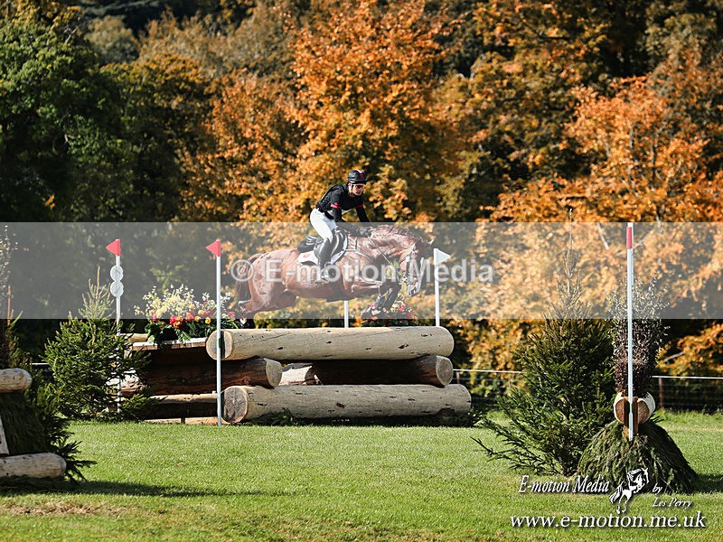 BECorn 140924 161a - Equestrian