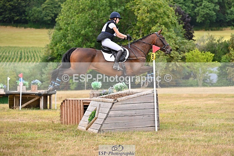 250803A-152608-16002 - O-679-Florence.Scard-Morgan-WESTON.JEMIMA