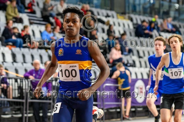 CombiMast25-917829 - Track Male Set Two