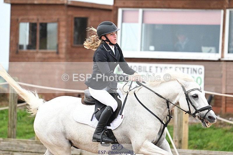 240907A-130522-01858 - Cls 3 Pony Medium Team 80cm & 90cm