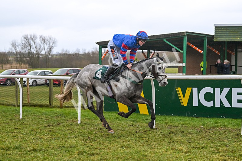 100225-Race 2-Asa-6492 - Race 2