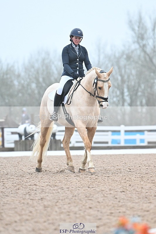 240217A-091909-00332 - 130-Kate.Kerswell-Top.Gun.RB