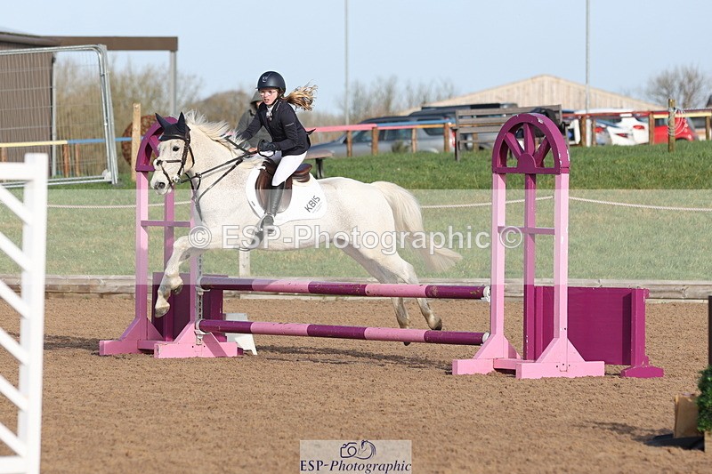 240210A-104211-00540 - Cls 17+18 Club and Schools 70cm