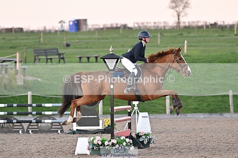 250401-193846-01083 - 100cm Cl;asses