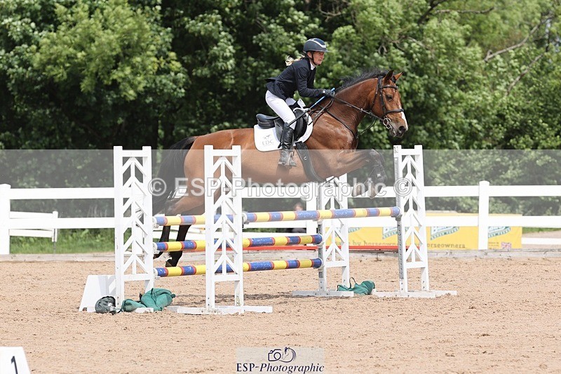 250523-121543-01235 - Cls 09 A&B  Snr Disc & 1.00m Open