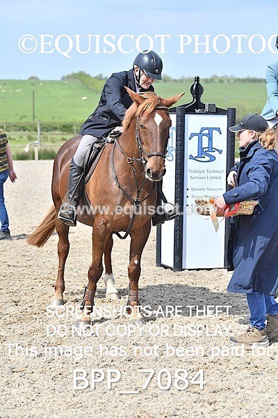 BPP_7084 - CLASS 5 FRI Veterans Show Jumping