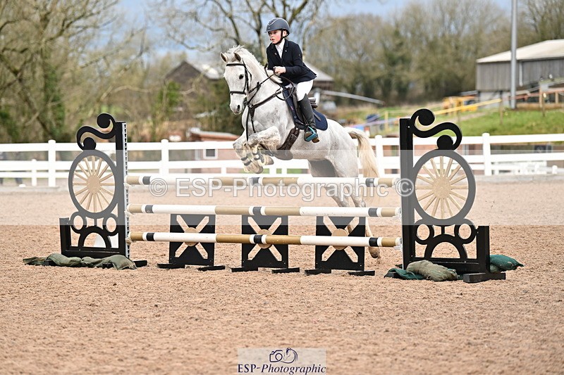 240310A-121718-02411 - Cls 5 Pony Newcomers and 1m Open