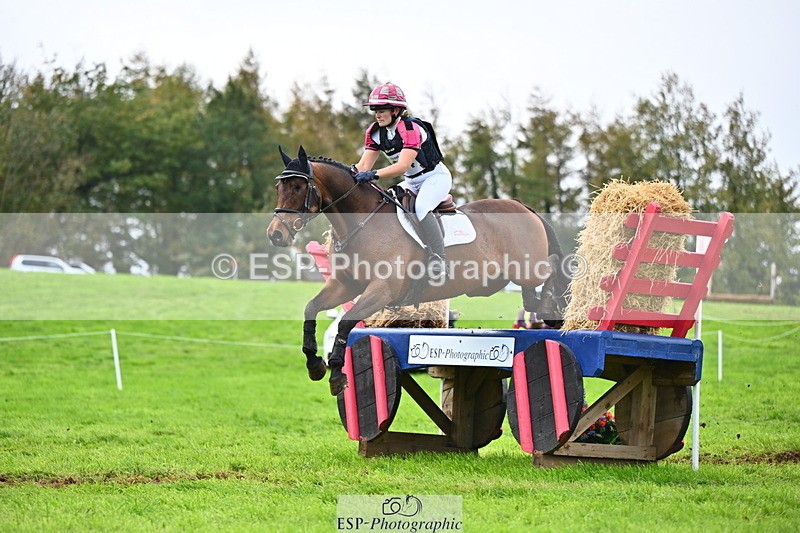 251025A-110717-18280 - E-384-Holly.Horton