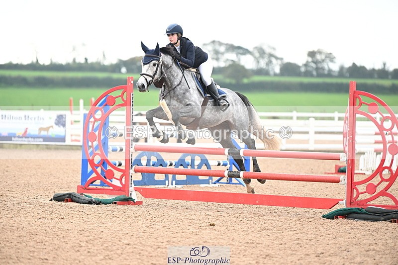 241023A-114740-00626 - Cls 1 British Novice and 90cm Open