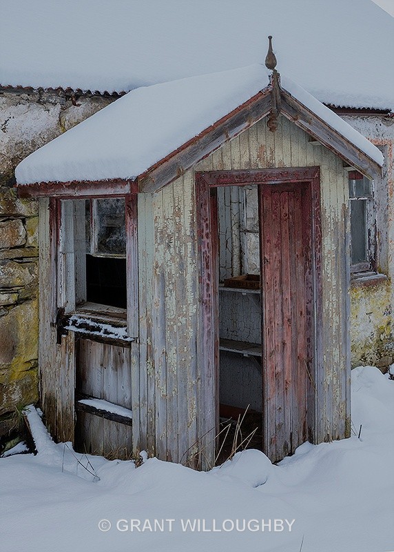 Gorstan Cottage - The beauty of decay