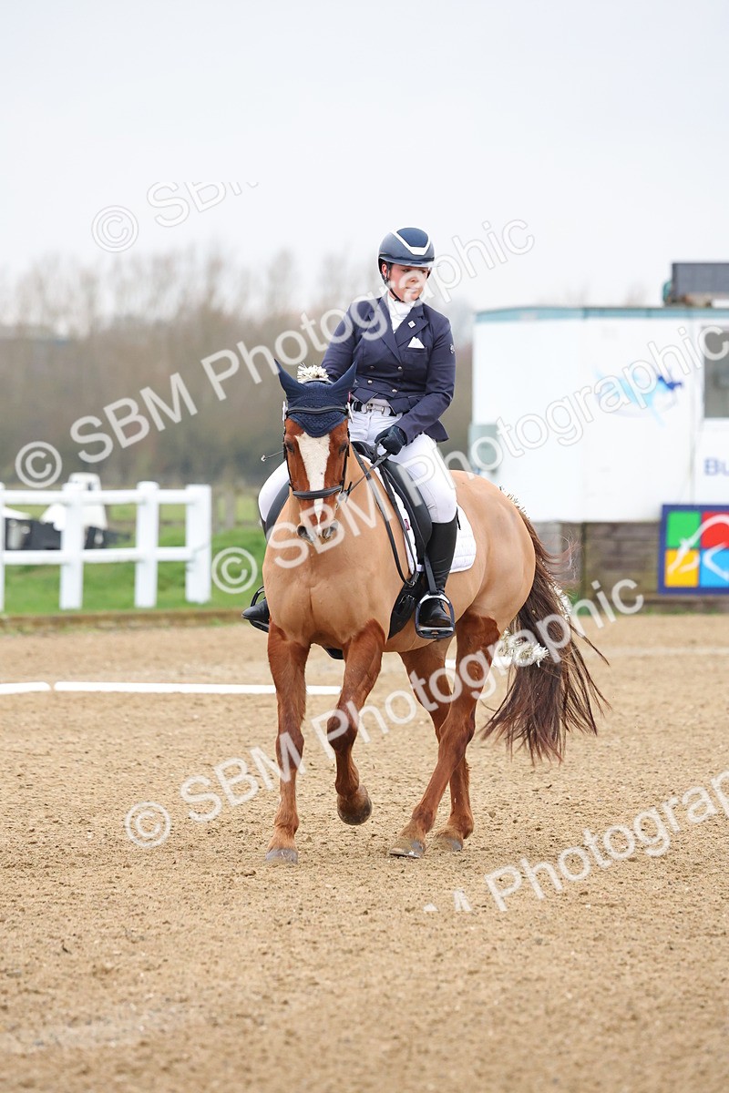 SBM_001671 - Class 8-11 - Novice 2 - Elementary 2