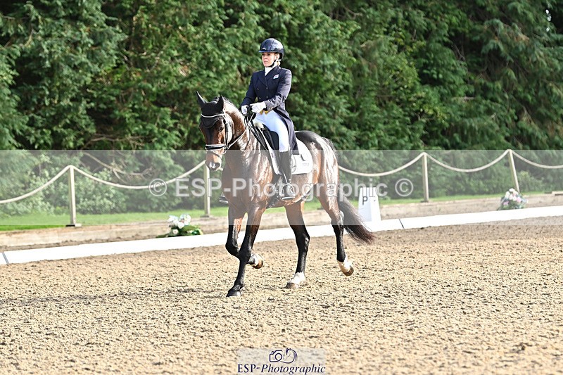 241023-160217-00840 - 012-Mollie.Summerland-SKITTEL.D'EKWI