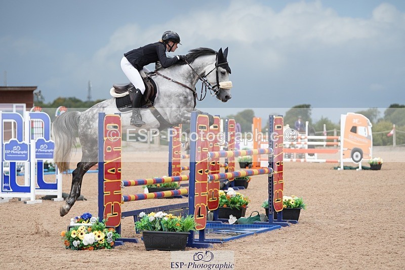 250913-123717-06927 - Cls 15 Snr Foxhunter