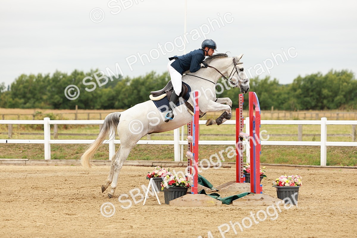 SBM_016817 - Class 20 - Senior Newcomers - 1.10m