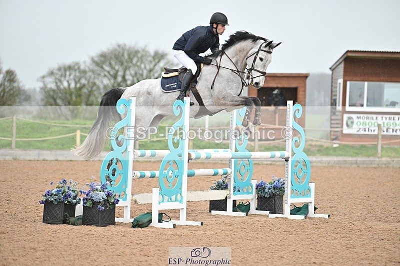 240315A-111425-00353 - Cls 2 Snr Newcomers